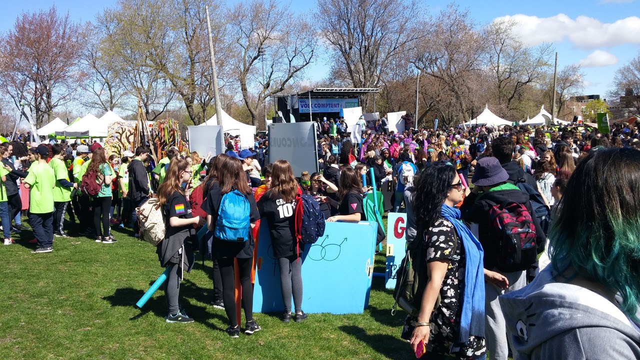 Un trentaine d'élèves de l'école des Deux-Rives participent à la Marche monde