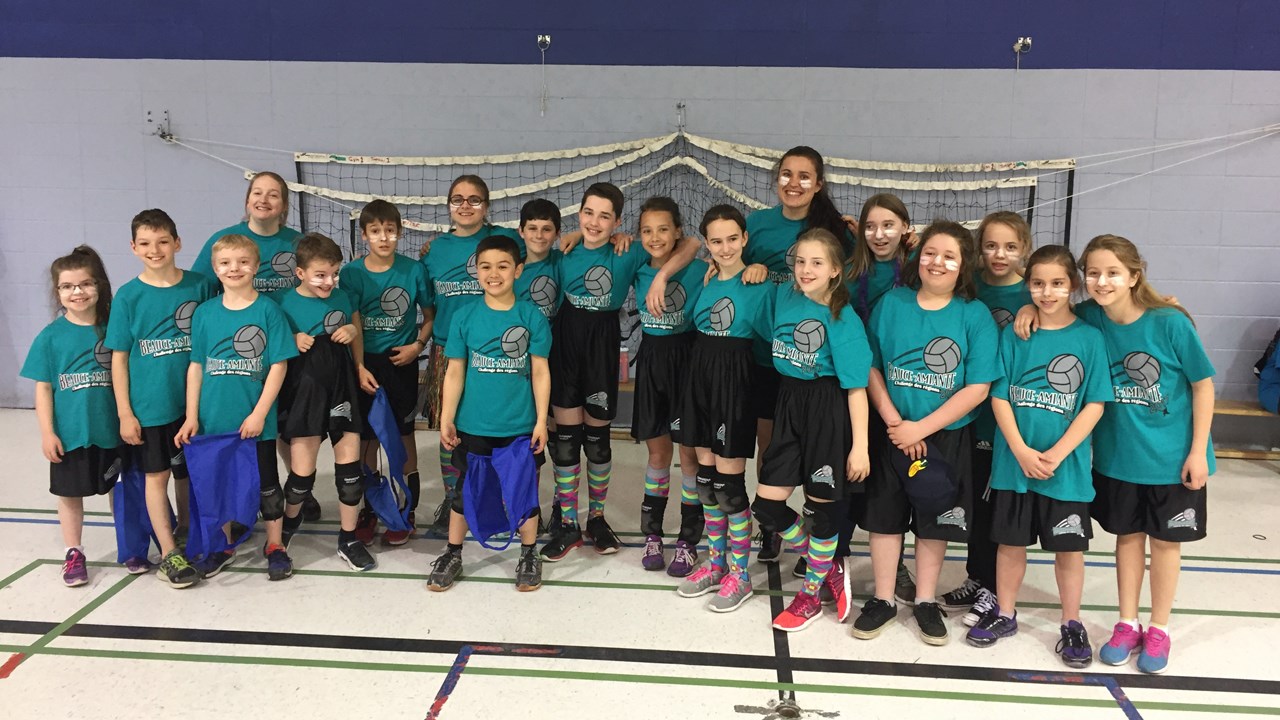 les Raptors du Tournesol de Thetford Mines ont remporté la médaille d'or au niveau Inter B