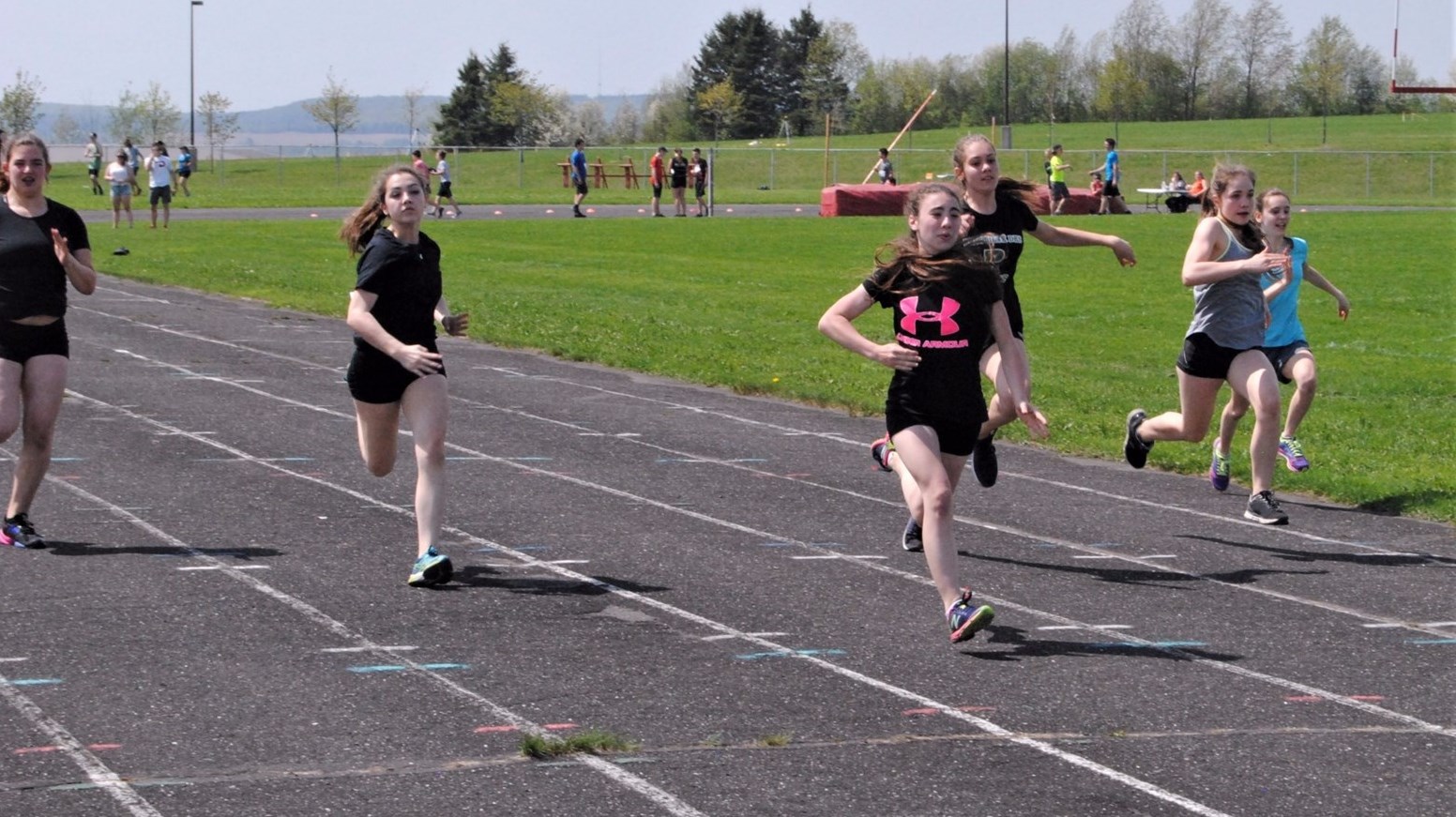 Bilan des résultats de la compétition d'athlétisme scolaire de la CSBE