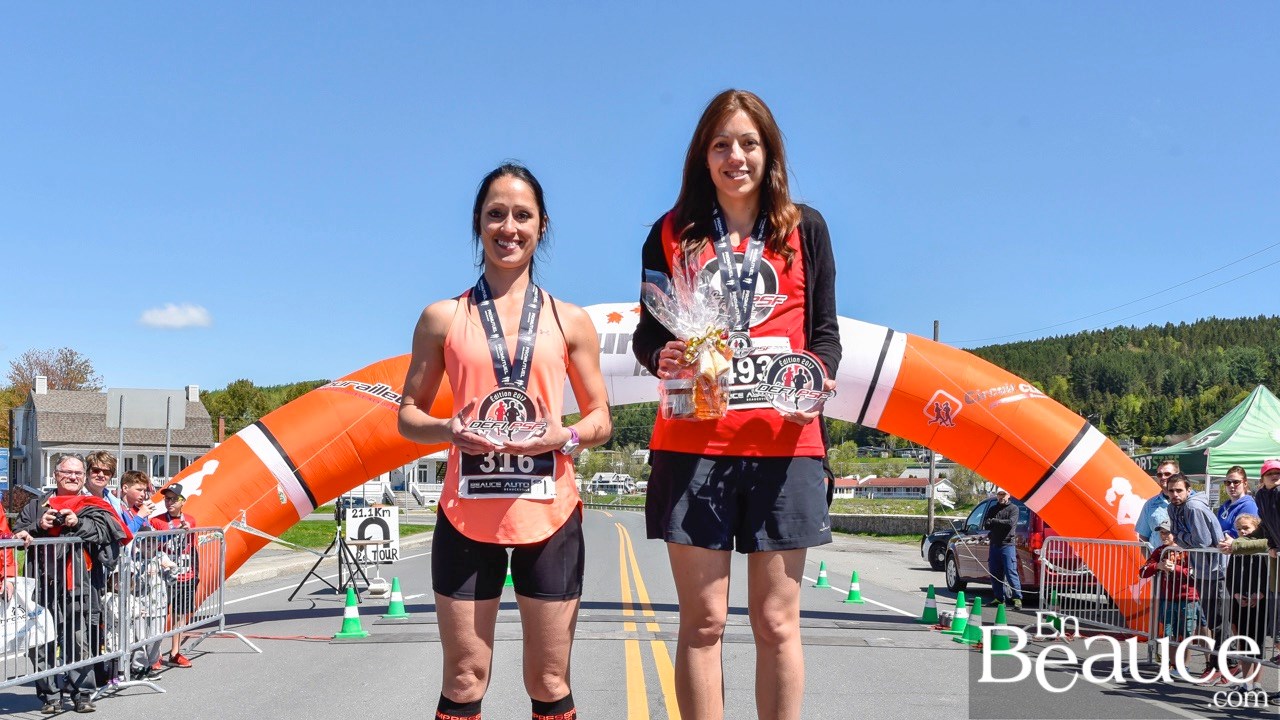 Le podium de la course des 5 km pour les femmes.