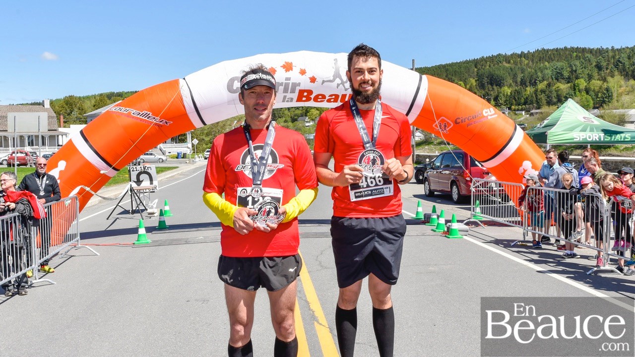 Le podium des 10 km pour les hommes.