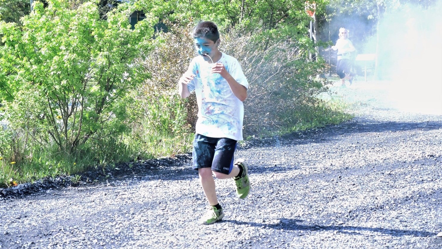 Succès pour la deuxième édition de la course colorée déguisée au Parc des Sept-Chutes