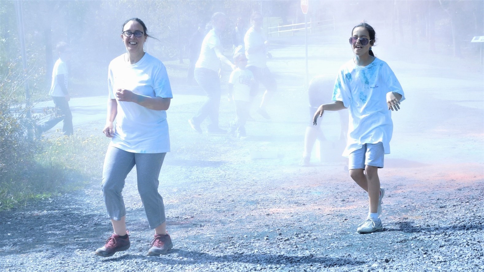 Succès pour la deuxième édition de la course colorée déguisée au Parc des Sept-Chutes