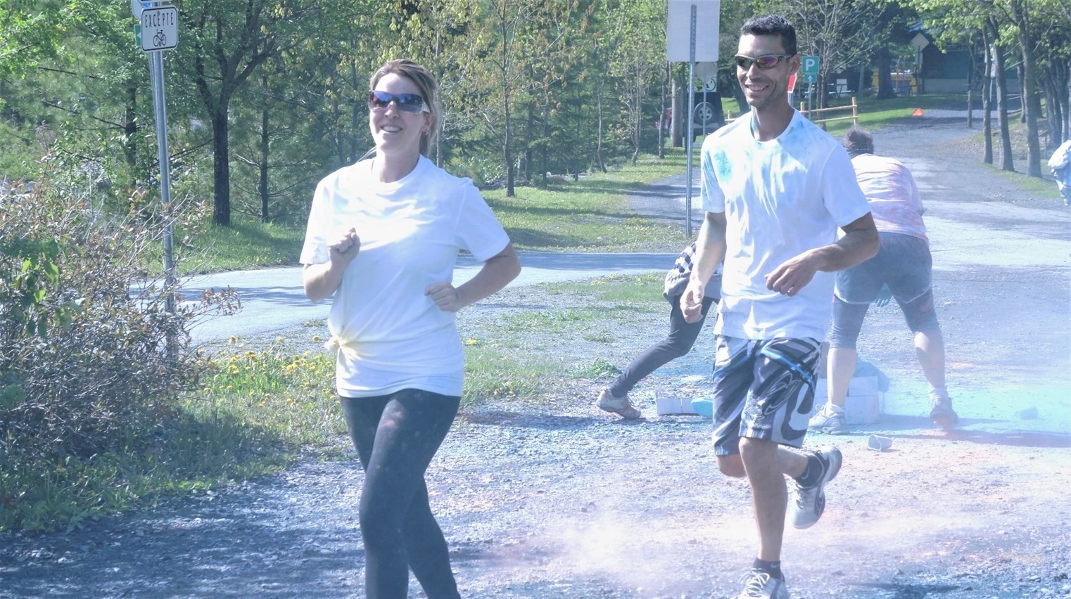 Succès pour la deuxième édition de la course colorée déguisée au Parc des Sept-Chutes
