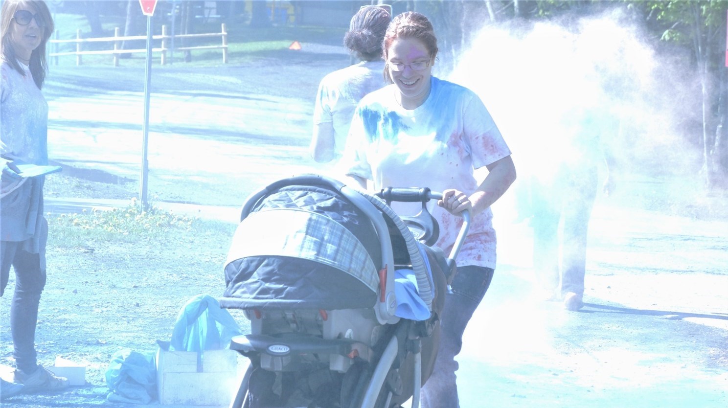 Succès pour la deuxième édition de la course colorée déguisée au Parc des Sept-Chutes