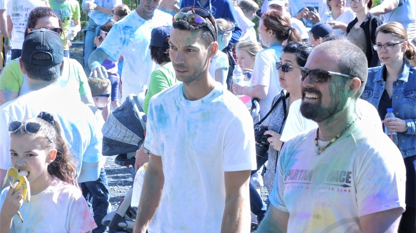 Succès pour la deuxième édition de la course colorée déguisée au Parc des Sept-Chutes