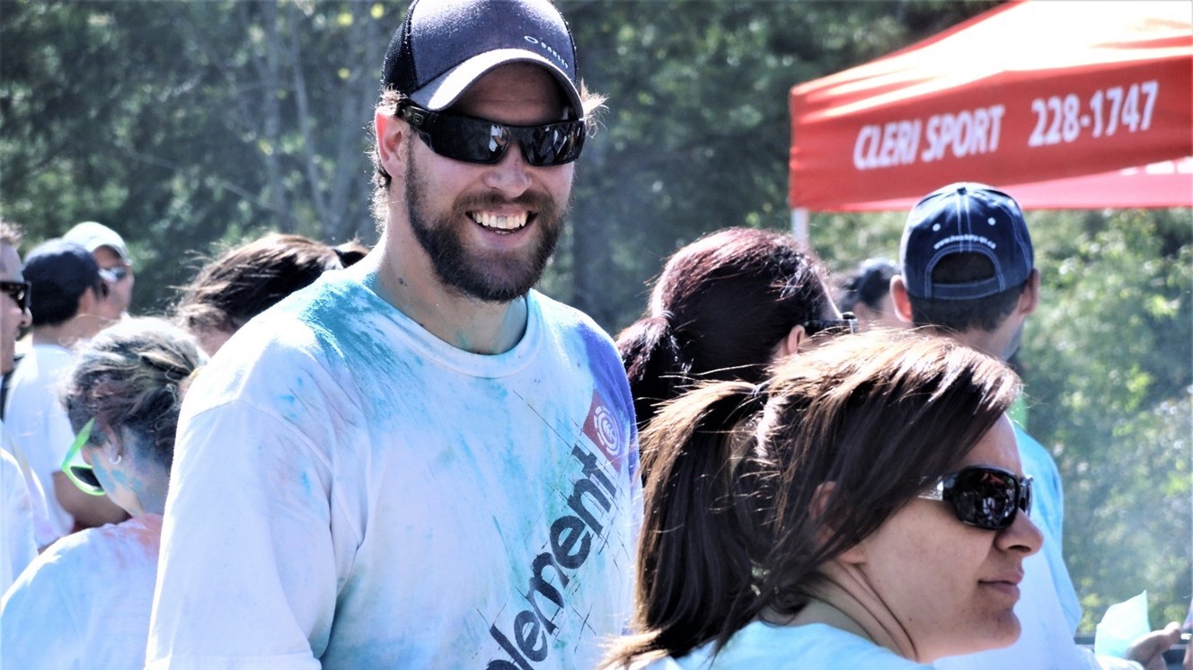 Succès pour la deuxième édition de la course colorée déguisée au Parc des Sept-Chutes