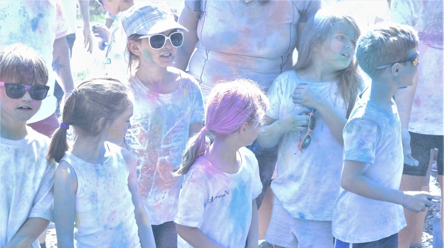 Succès pour la deuxième édition de la course colorée déguisée au Parc des Sept-Chutes