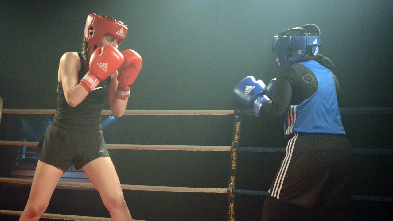 Plus de 850 personnes assistent au Super gala de boxe Dooly's