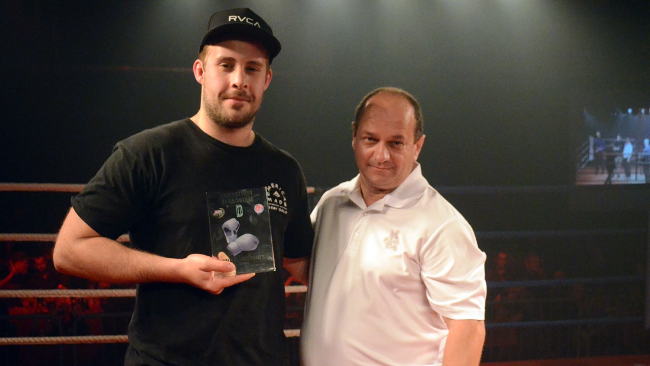 Plus de 850 personnes assistent au Super gala de boxe Dooly's