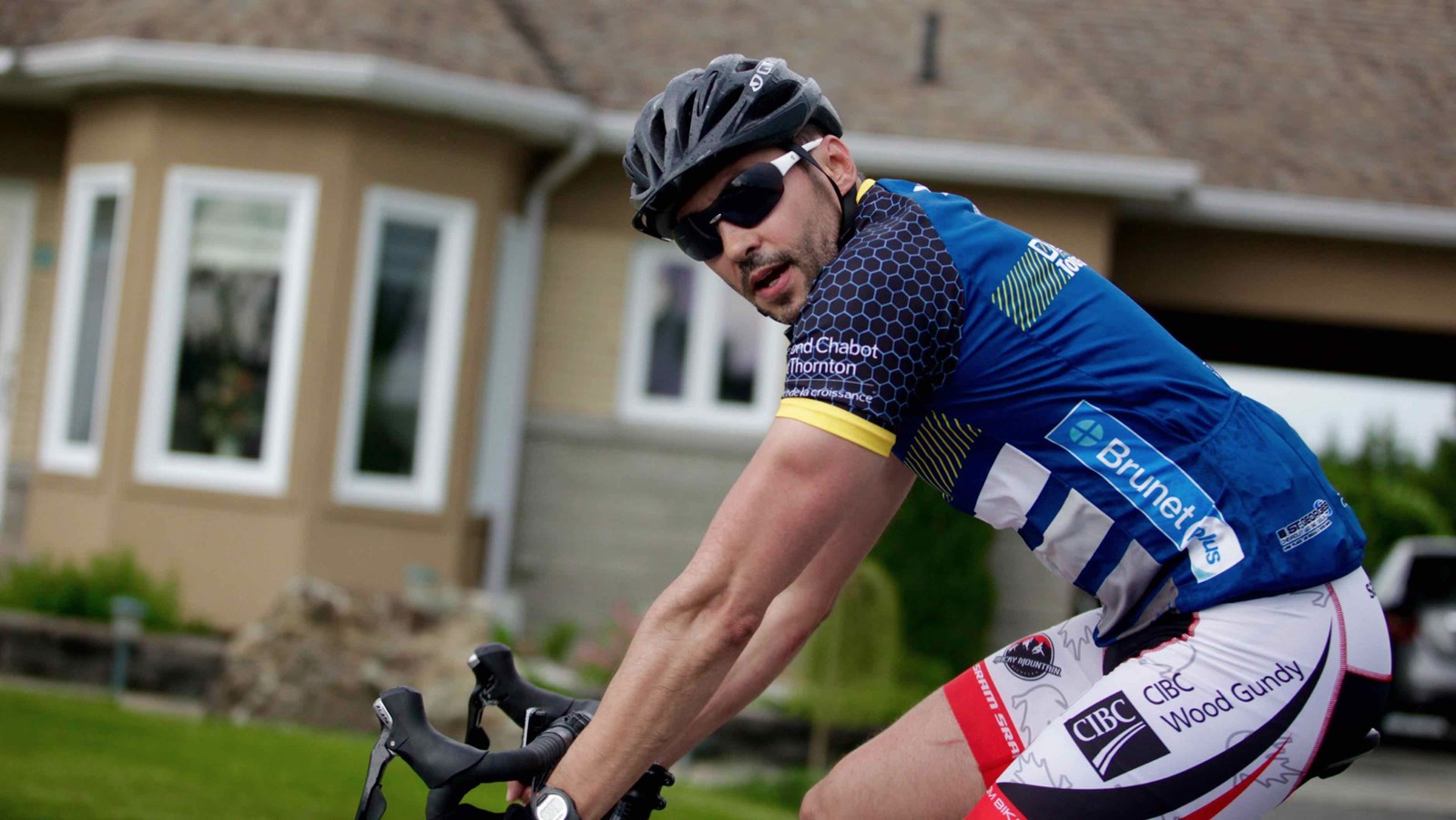 La grêle, le vent, la pluie : rien n'arrête les cyclistes du Défi Tour de Beauce 2017