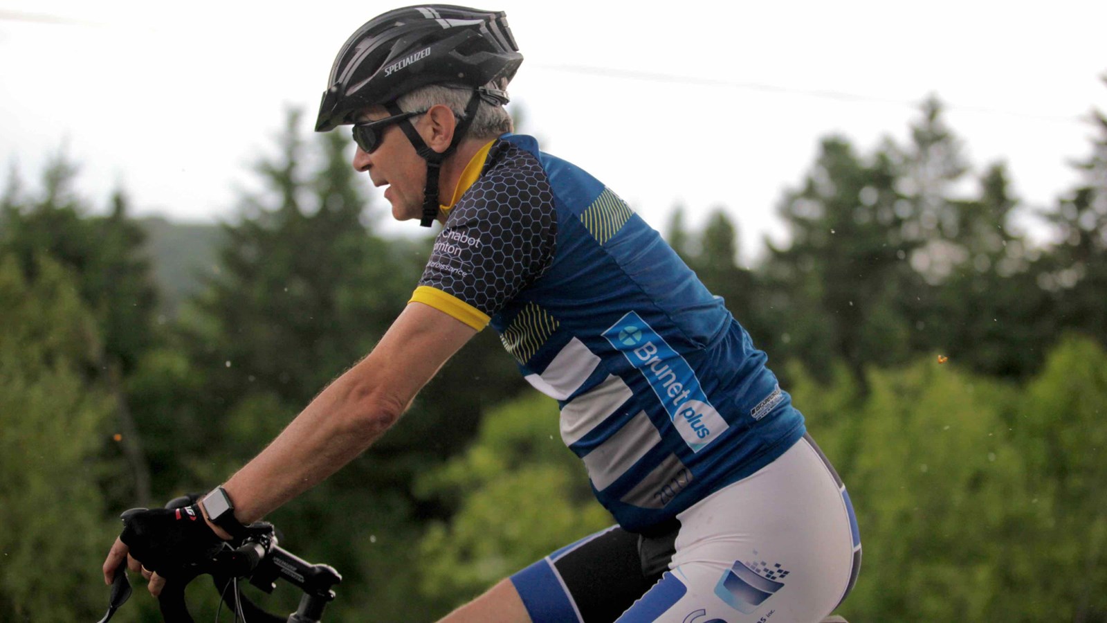 La grêle, le vent, la pluie : rien n'arrête les cyclistes du Défi Tour de Beauce 2017