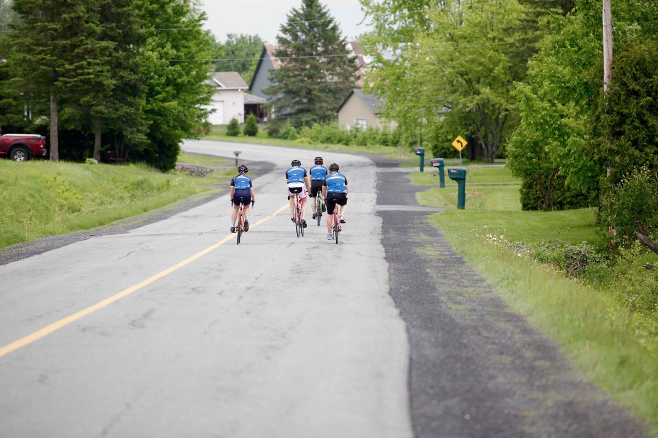 La grêle, le vent, la pluie : rien n'arrête les cyclistes du Défi Tour de Beauce 2017