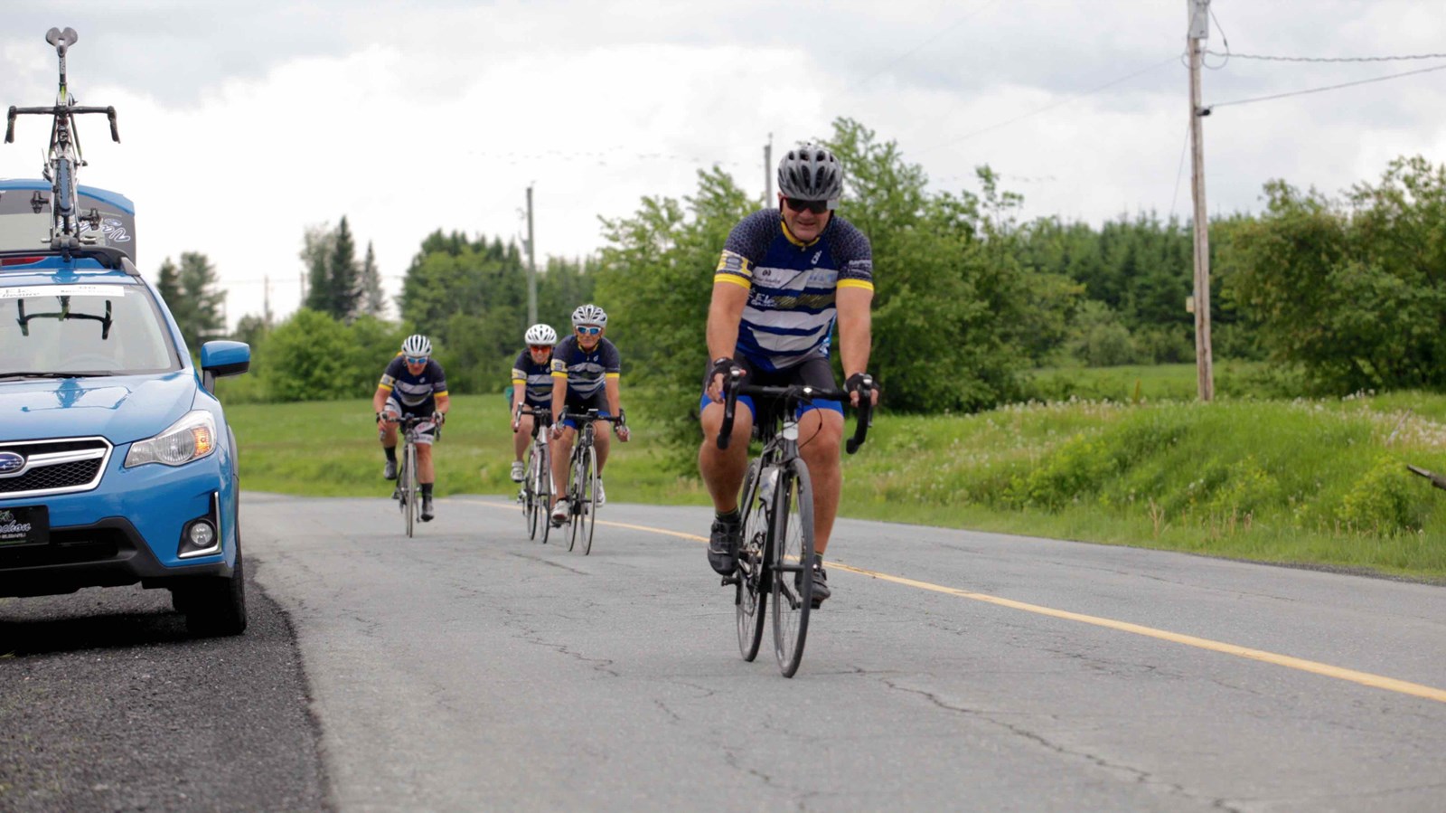 La grêle, le vent, la pluie : rien n'arrête les cyclistes du Défi Tour de Beauce 2017