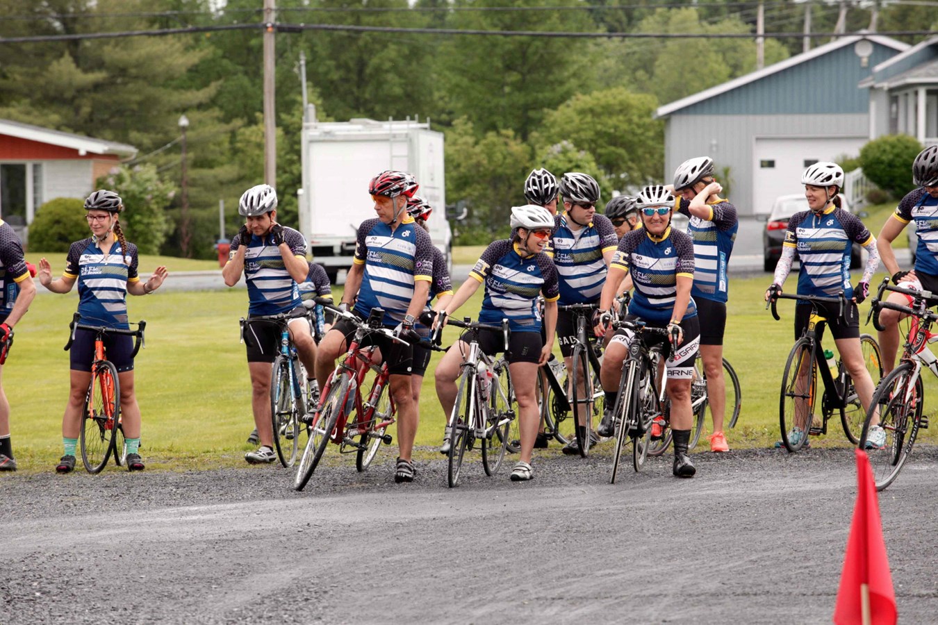 La grêle, le vent, la pluie : rien n'arrête les cyclistes du Défi Tour de Beauce 2017