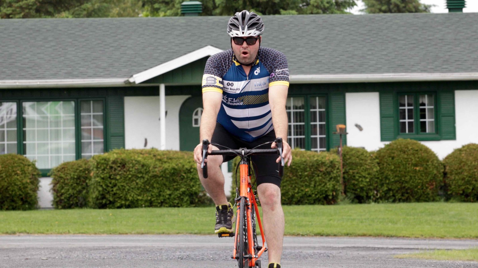 La grêle, le vent, la pluie : rien n'arrête les cyclistes du Défi Tour de Beauce 2017