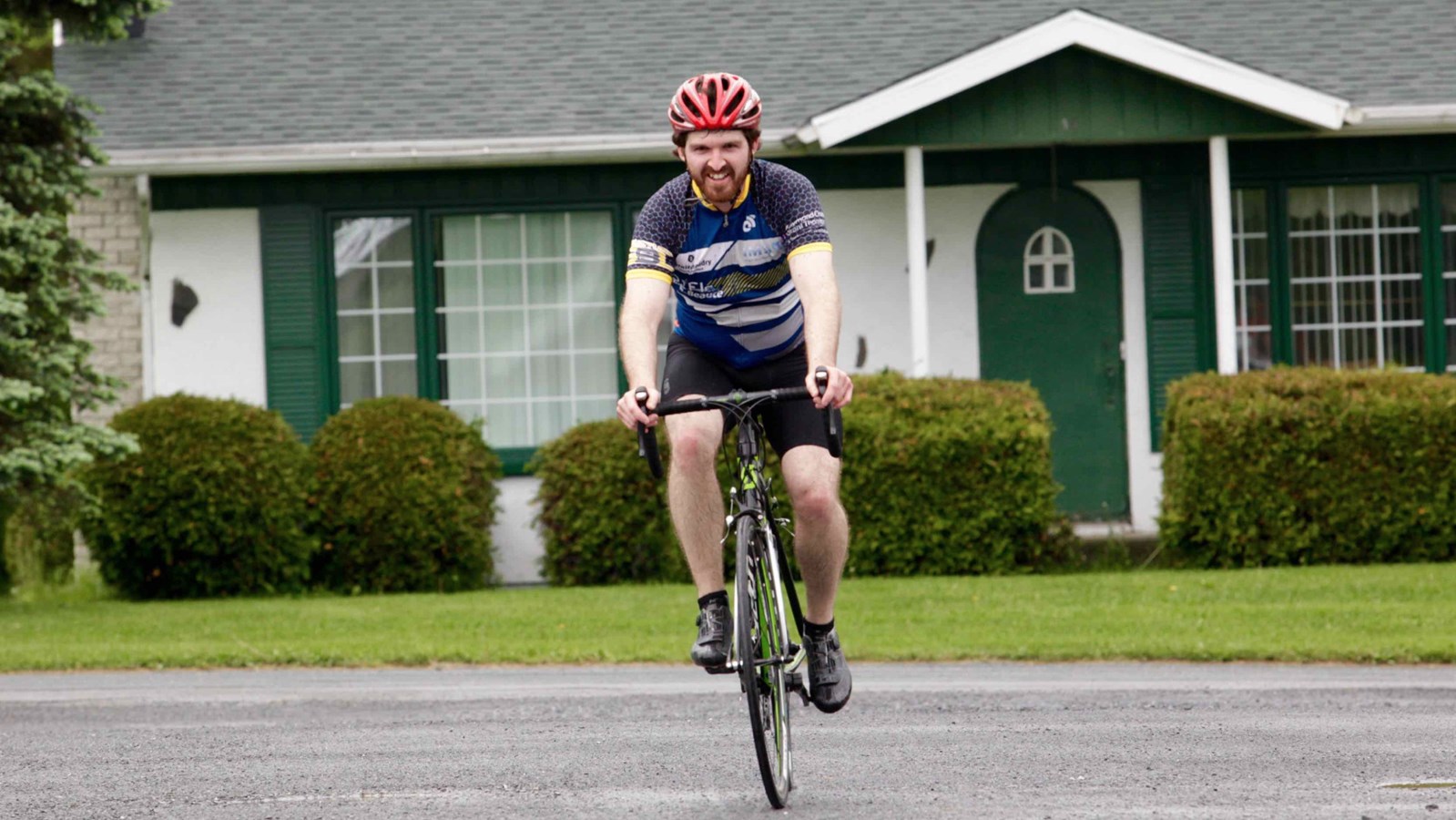 La grêle, le vent, la pluie : rien n'arrête les cyclistes du Défi Tour de Beauce 2017