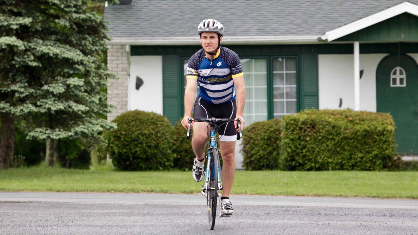 La grêle, le vent, la pluie : rien n'arrête les cyclistes du Défi Tour de Beauce 2017