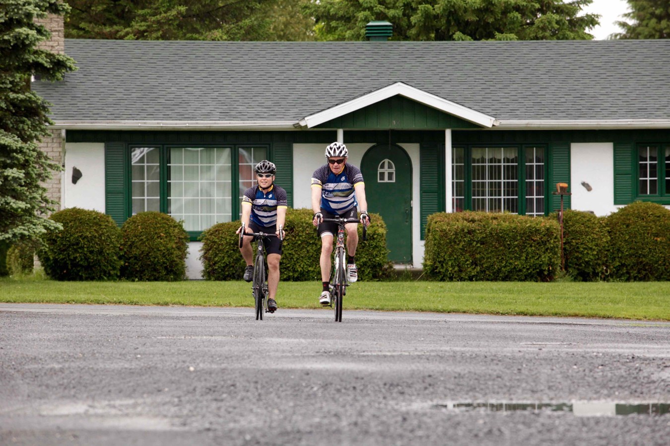 La grêle, le vent, la pluie : rien n'arrête les cyclistes du Défi Tour de Beauce 2017