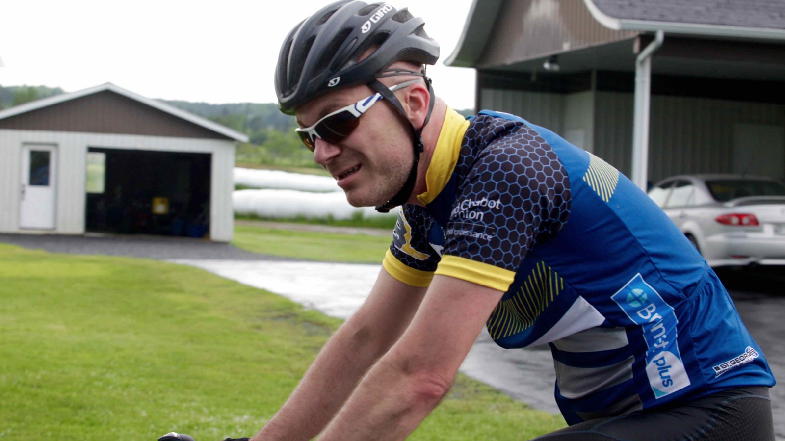 La grêle, le vent, la pluie : rien n'arrête les cyclistes du Défi Tour de Beauce 2017