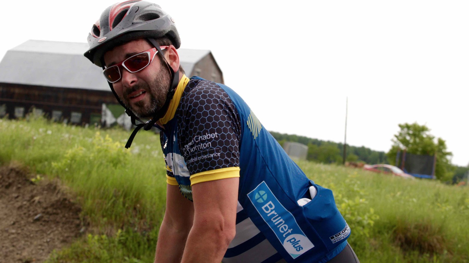 La grêle, le vent, la pluie : rien n'arrête les cyclistes du Défi Tour de Beauce 2017