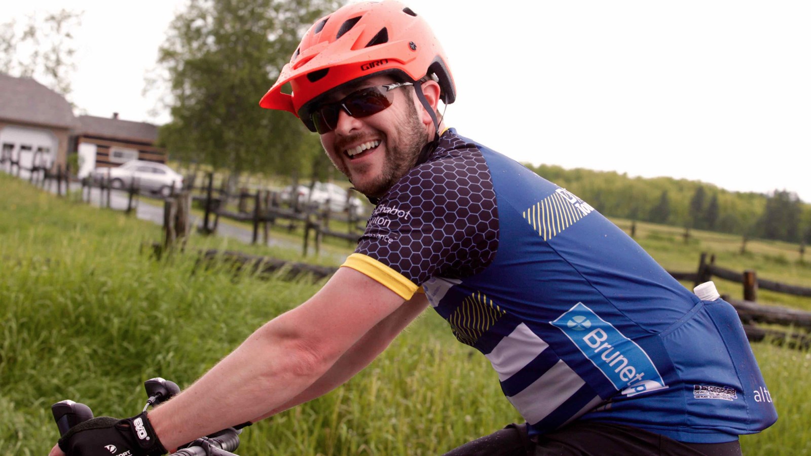 La grêle, le vent, la pluie : rien n'arrête les cyclistes du Défi Tour de Beauce 2017