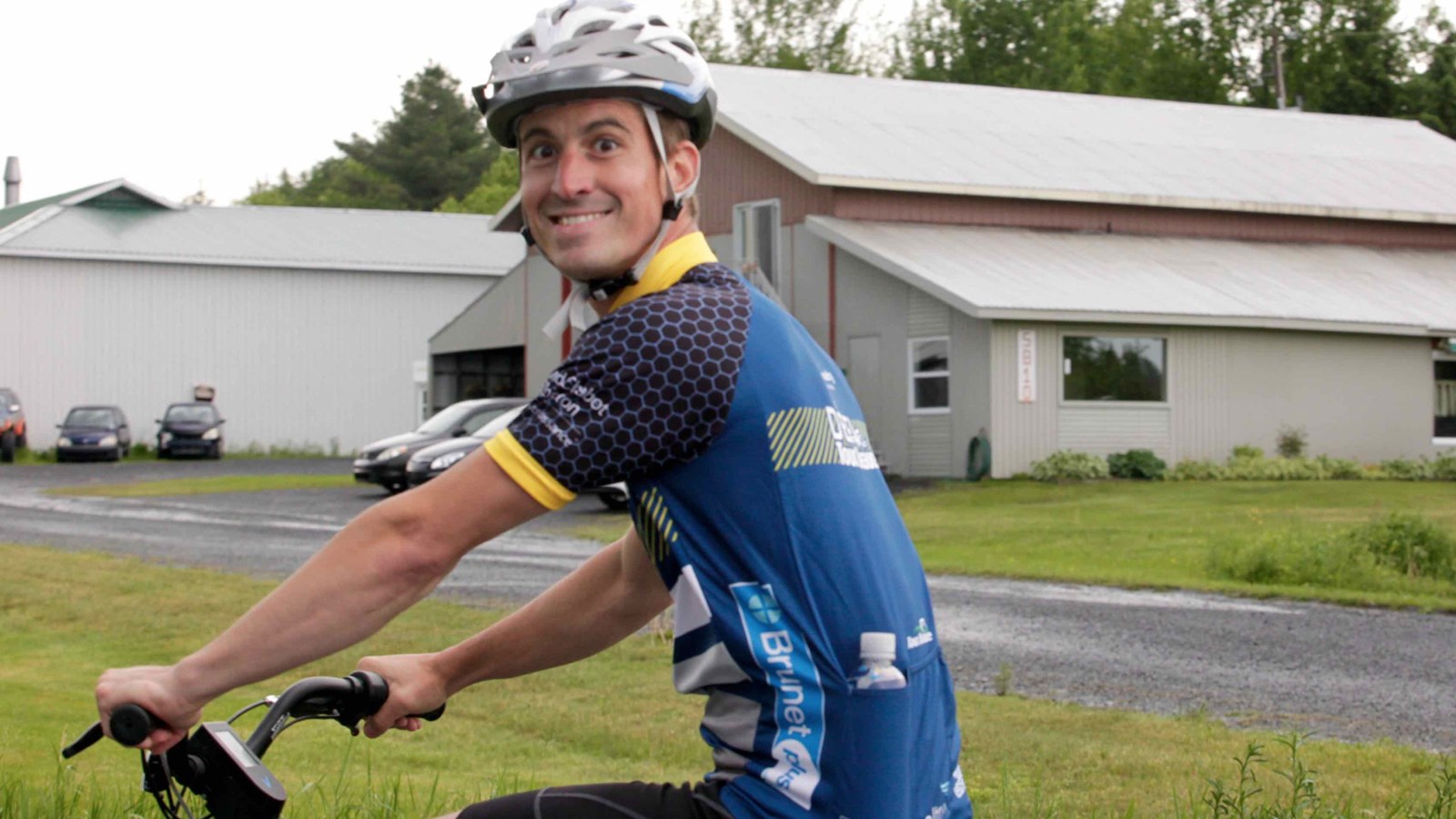 La grêle, le vent, la pluie : rien n'arrête les cyclistes du Défi Tour de Beauce 2017