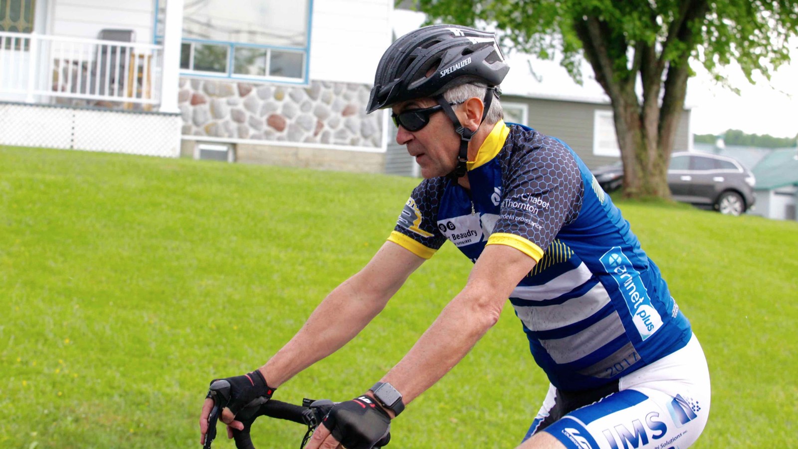 La grêle, le vent, la pluie : rien n'arrête les cyclistes du Défi Tour de Beauce 2017