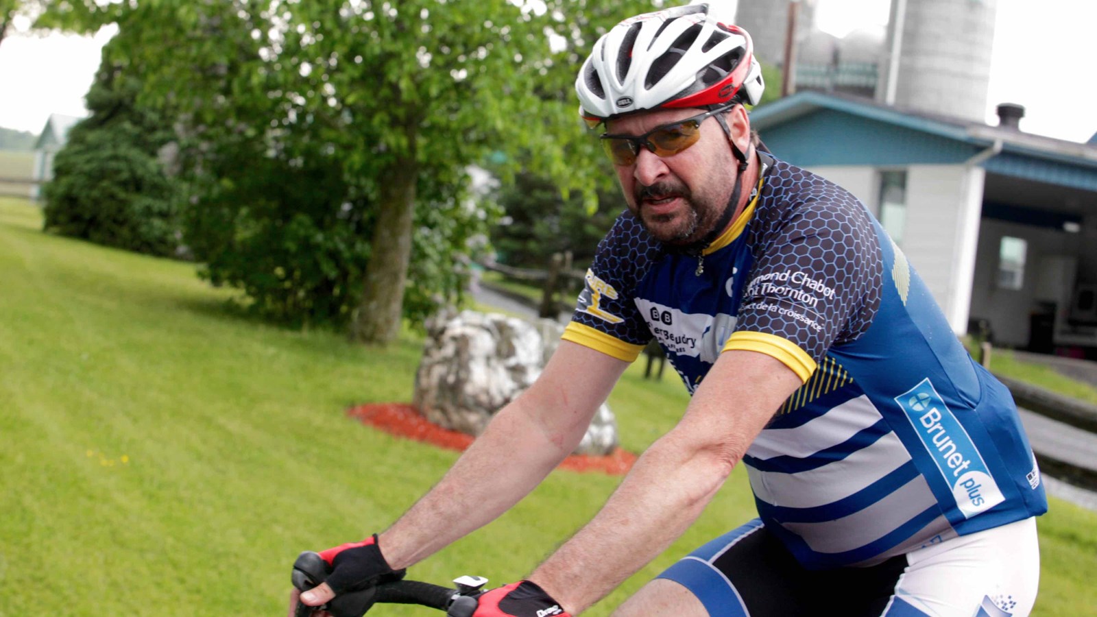 La grêle, le vent, la pluie : rien n'arrête les cyclistes du Défi Tour de Beauce 2017