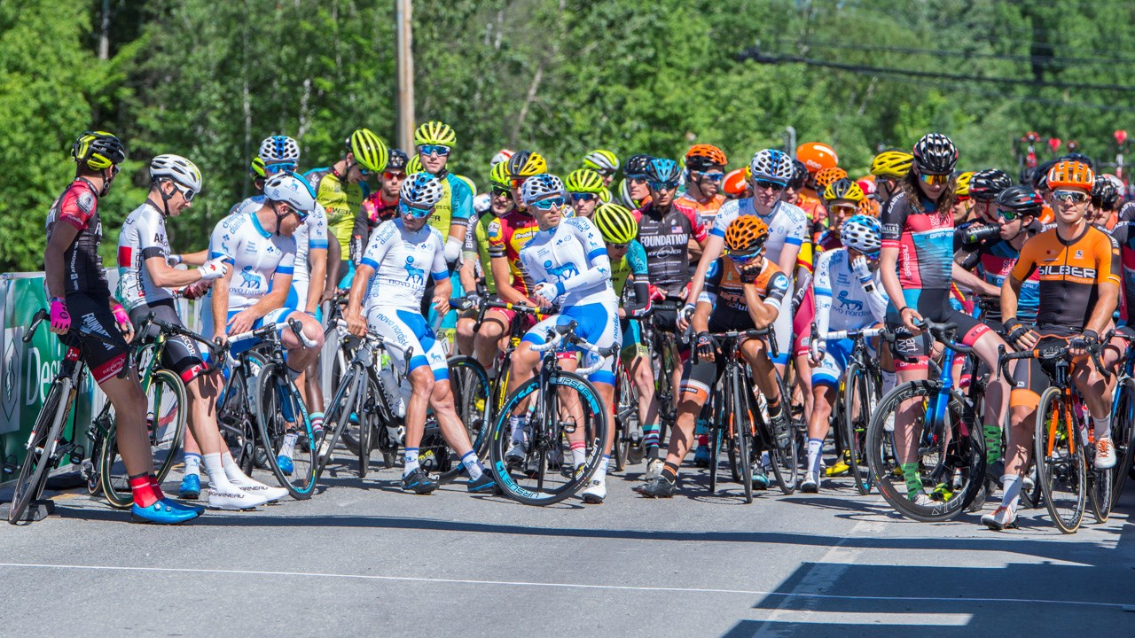 TOUR DE BEAUCE 2017 | Les cyclistes ont pris le départ vers 10h pour la 1ère étape