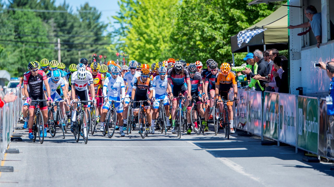 TOUR DE BEAUCE 2017 | Les cyclistes ont pris le départ vers 10h pour la 1ère étape
