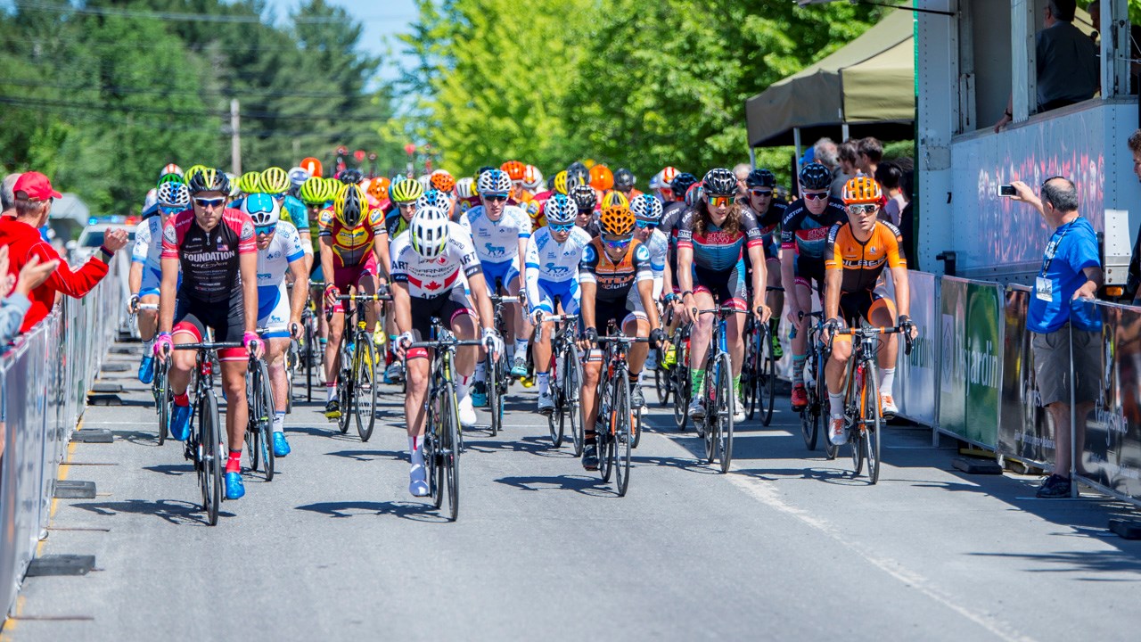TOUR DE BEAUCE 2017 | Les cyclistes ont pris le départ vers 10h pour la 1ère étape