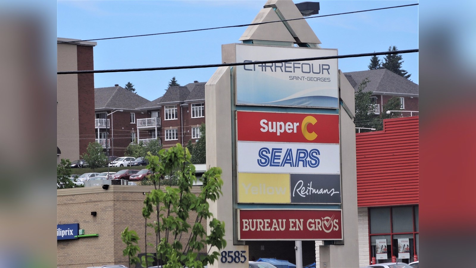 La grand magasin Sears situé au Carrefour Saint-Georges fermera ses portes prochainement.