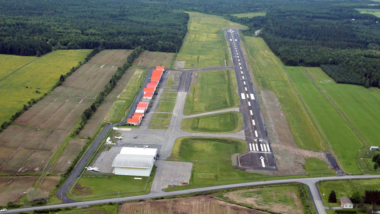 Fin des travaux à l'aéroport de Saint-Georges, dont la piste ouvrira vendredi
