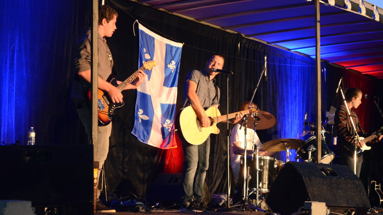 Beauceville célèbre la fête nationale en rendant hommage à Bob Bissonnette