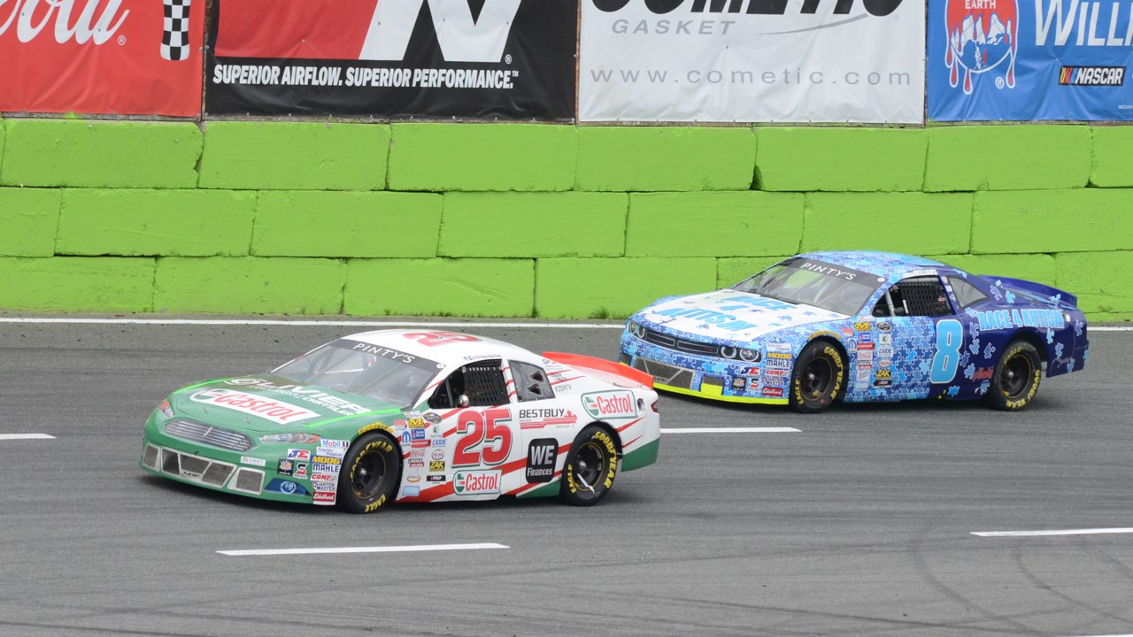 Lapcevich devance Labbé lors du Nascar Pinty's CRS Express 300