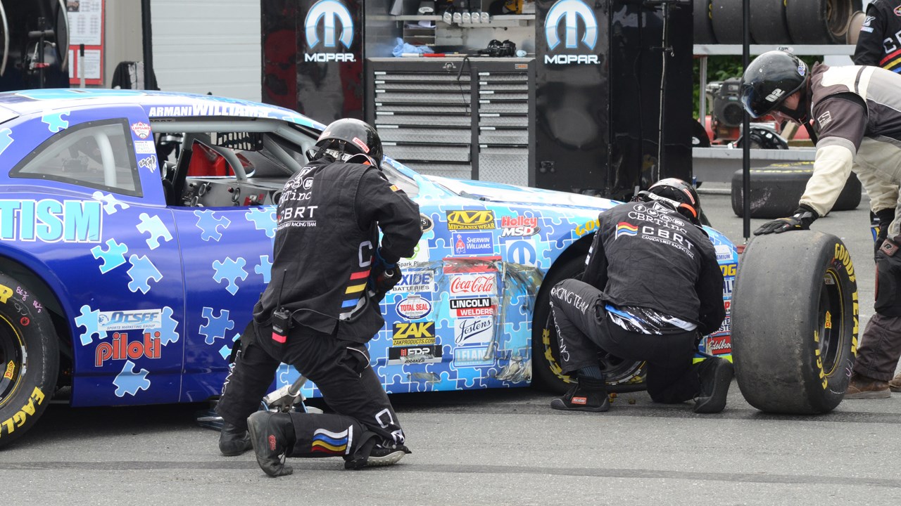 Lapcevich devance Labbé lors du Nascar Pinty's CRS Express 300