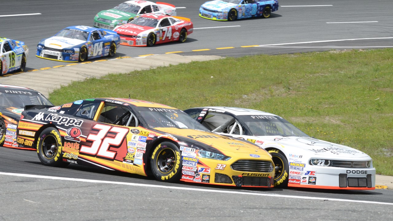 Lapcevich devance Labbé lors du Nascar Pinty's CRS Express 300