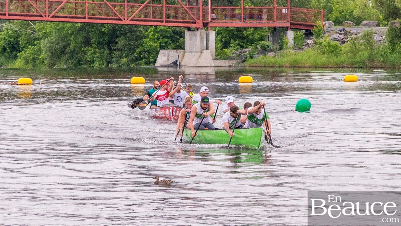 COURSE RABASKA 1/2 | Huit canots se sont affrontés sur la rivière à St-Georges