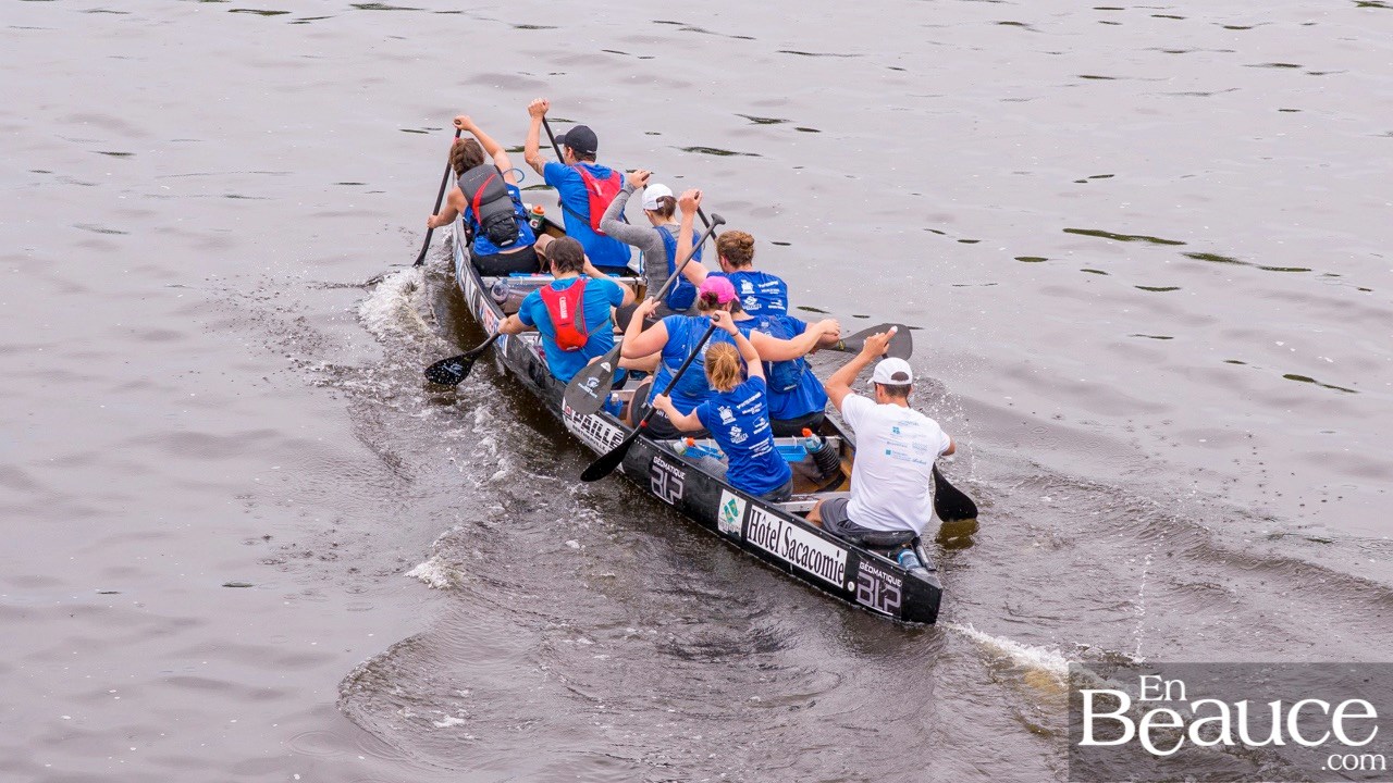 COURSE RABASKA 1/2 | Huit canots se sont affrontés sur la rivière à St-Georges