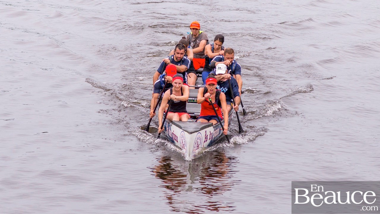 COURSE RABASKA 1/2 | Huit canots se sont affrontés sur la rivière à St-Georges