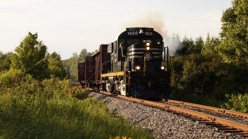 Sur les 34 entreprises rencontrées par Développement PME Chaudière-Appalaches, près de 70 % d'entre elles utiliseraient le train si la voie ferrée entre Vallée-Jonction et Thetford Mines était de nouveau fonctionnelle.