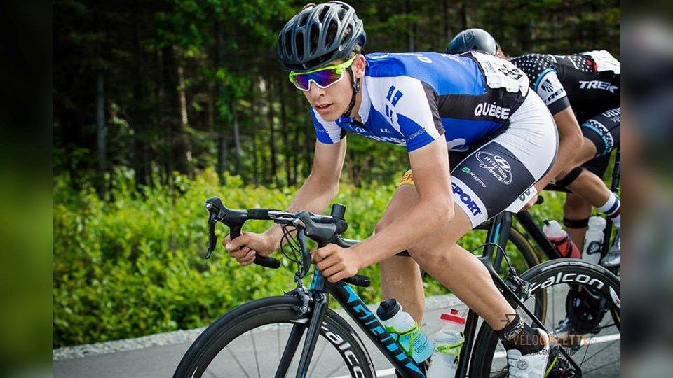 Le cycliste beauceron Guillaume Davidson lors de la 7e étape du 48e Tour de l'Abitibi qui s'est déroulé du 18 au 24 juillet 2016. Il y représentait le Québec.
