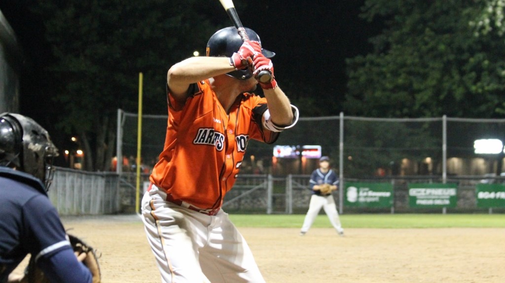 Bernard Parent a produit quatre points dans la victoire