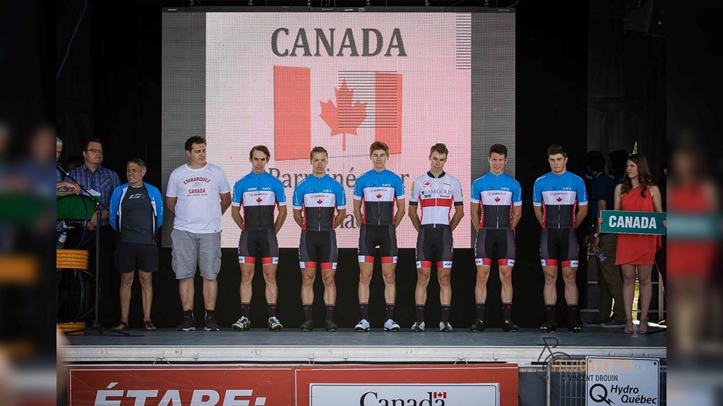 La présentation de l'équipe du Canada lors de la 49e édition du Tour de l'Abitibi.