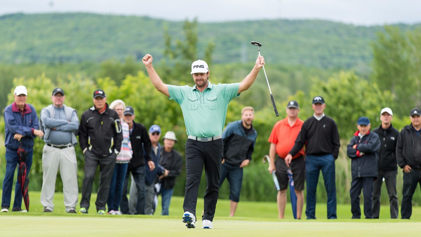 Derek Gillespie lors de la première ronde de l'Omnium du Québec Canam, qui s'est disputée lors du jeudi 27 juillet 2017 au Club de golf de Saint-Georges.
