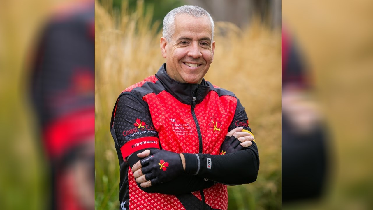 Mario Ferland en sera à une quatrième participation à la randonnée « À vélo contre le cancer chez les jeunes ». Il a fait parvenir des photos des précédentes éditions auxquelles il a pris part.