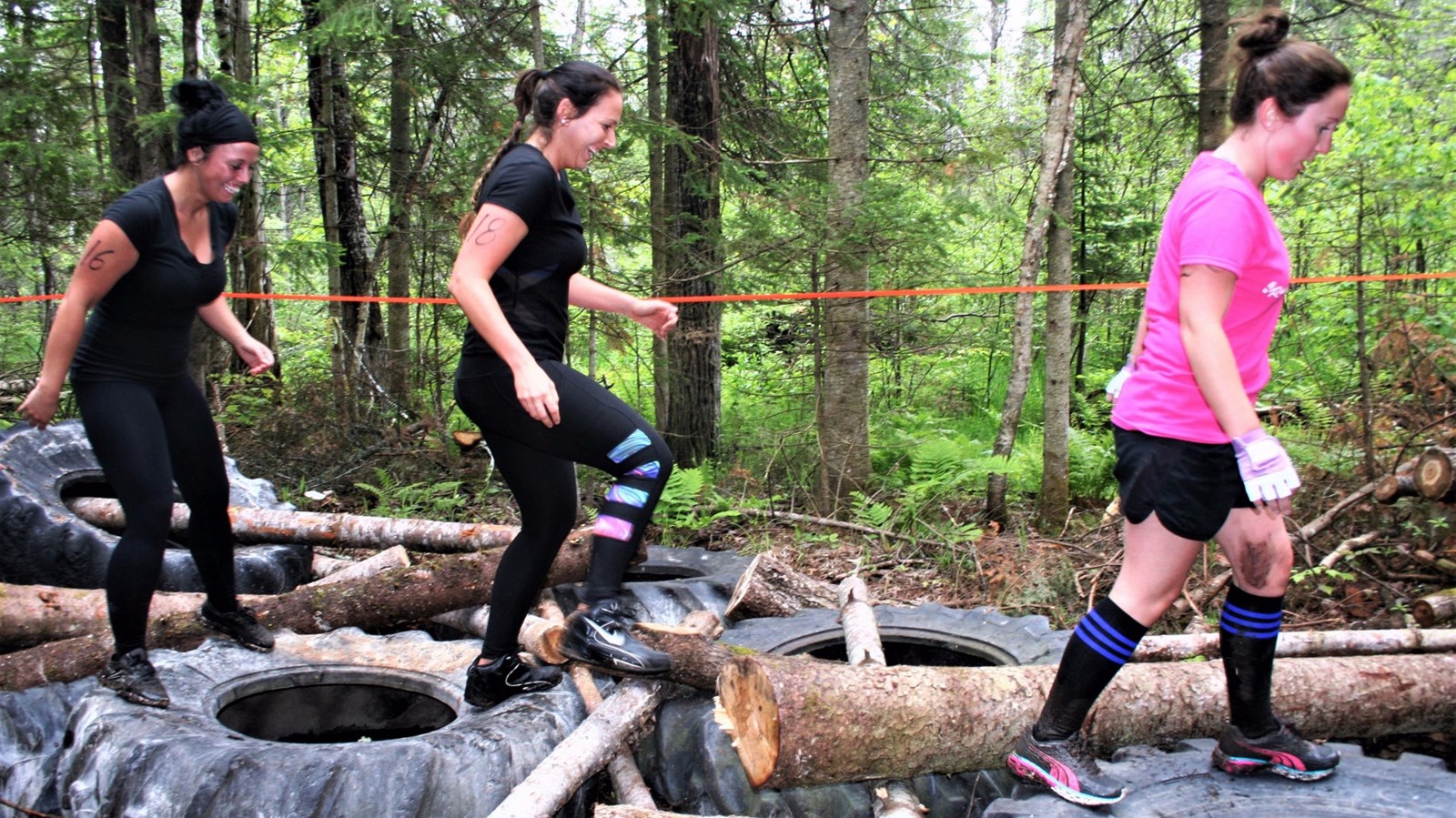 La course à obstacles de 6,5 kilomètres, destinée aux adultes, comprendra un total de 40 obstacles sur l'entièreté de son parcours. L'activité sera accessible au coût de 40 $ par personne, taxes incluses, lors de la journée du 26 août 2017.