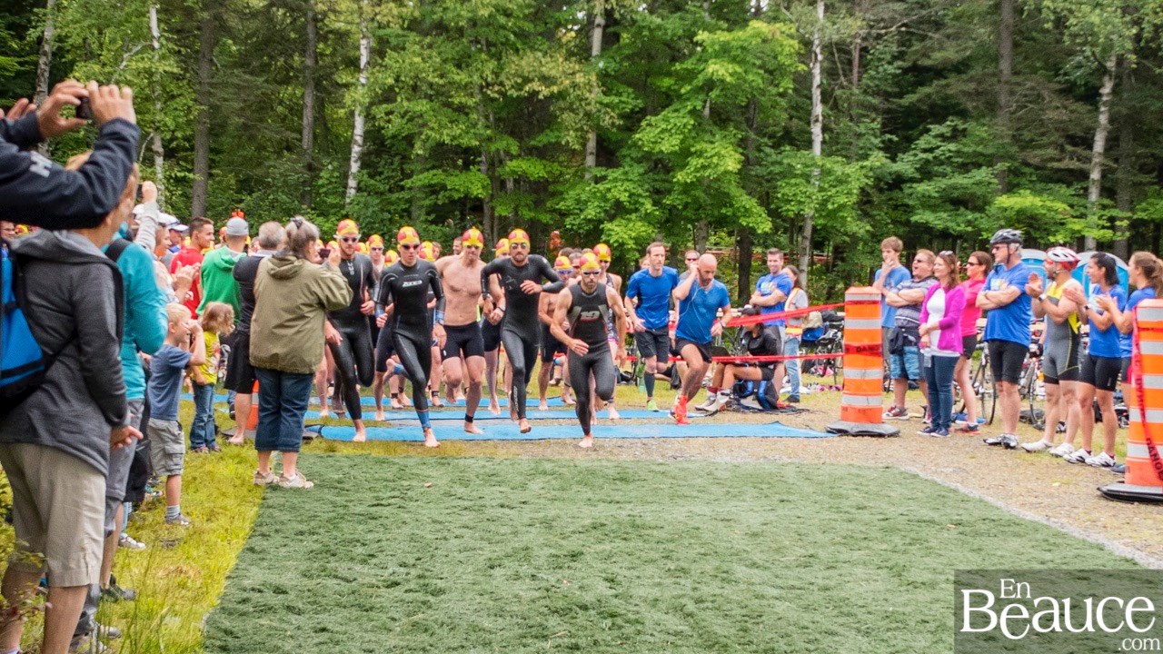 De 9 à 69 ans, de Saint-Georges à Sept-Îles, 172 triathlètes à l’assaut du Lac-Poulin