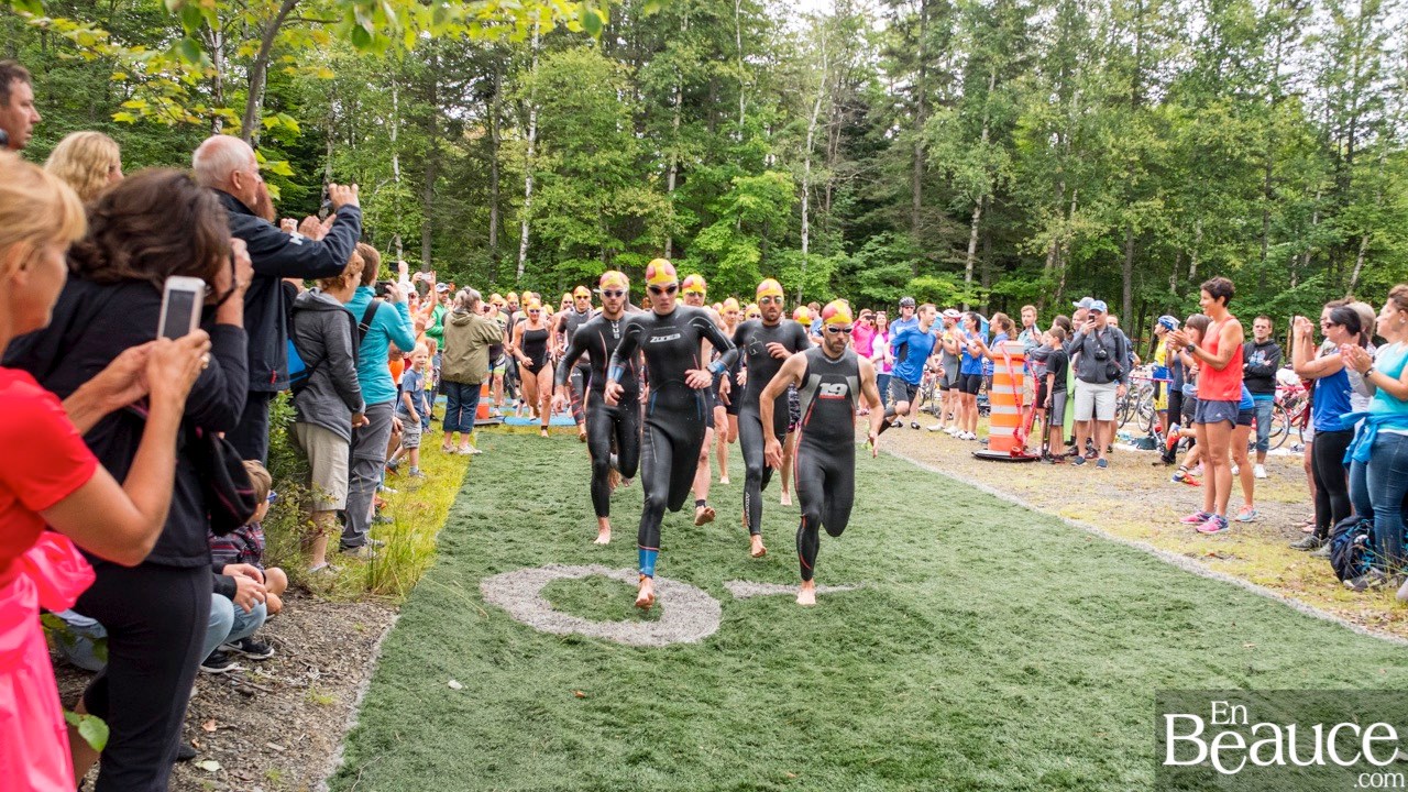 De 9 à 69 ans, de Saint-Georges à Sept-Îles, 172 triathlètes à l’assaut du Lac-Poulin